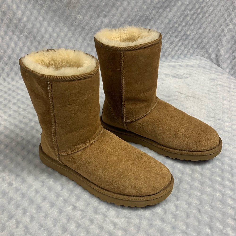 UGG Classic Short II Women’s Boots